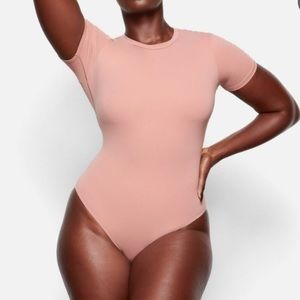 Skims Fits Everybody Bodysuit